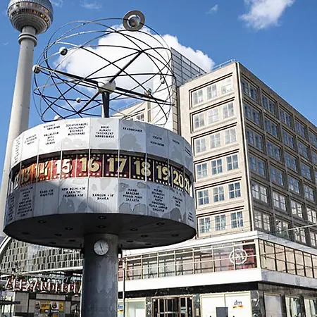 33 M Schoenhauser Allee Apartmán