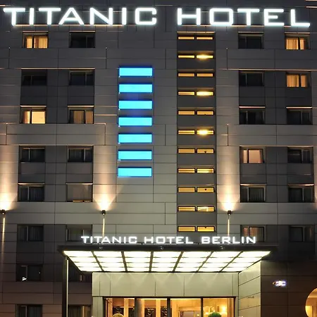 Titanic Comfort Mitte Hotel 3*