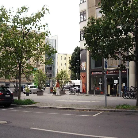 M68 2* Berlin