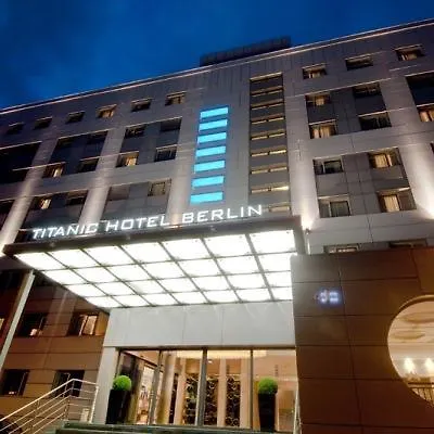 Titanic Comfort Mitte Hotel 3*