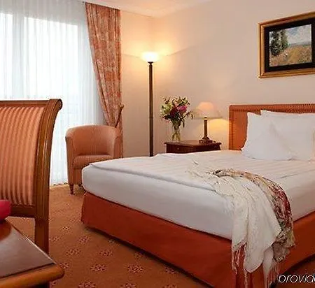 Victor's Residenz-hotel Hotel 4*
