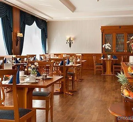 Victor's Residenz-hotel Hotel 4*