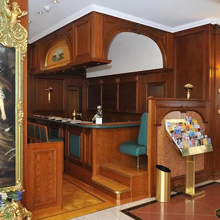 Living Mitte Hotel