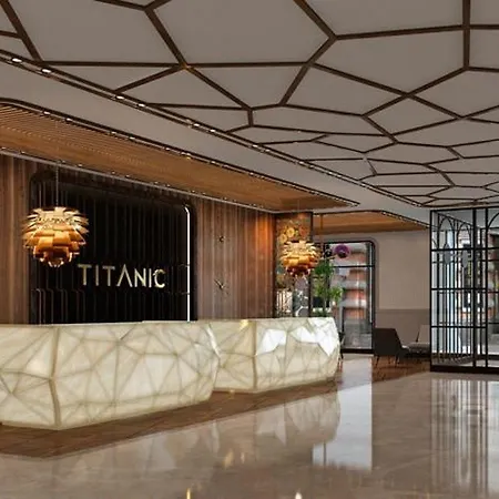 Hotel Titanic Chaussee