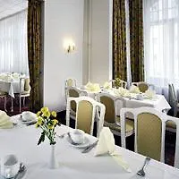 Otel Grand Zentrum Berlin