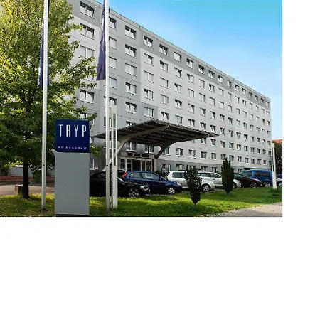 Good Morning + East Otel 3*