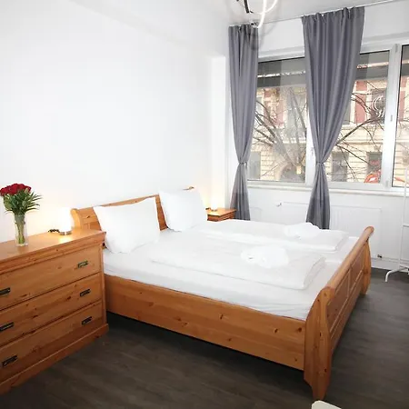 Aparthotel Schoeneberg *