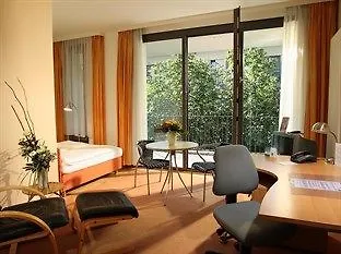 Residenz Am Deutschen Theater 3* Berlino