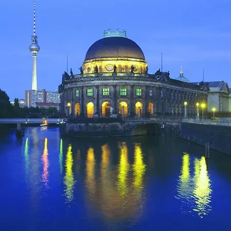Szálloda Maritim Proarte 4*