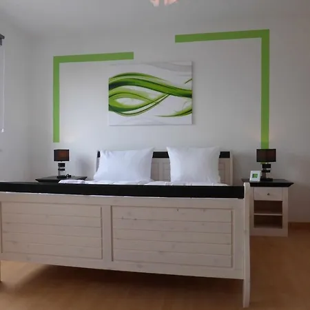 Schoeneberg Aparthotel *
