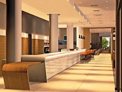 柏林市中心亚历山大广场希尔顿汉普顿酒店 柏林