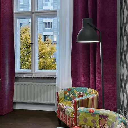 Hotel 38 3*
