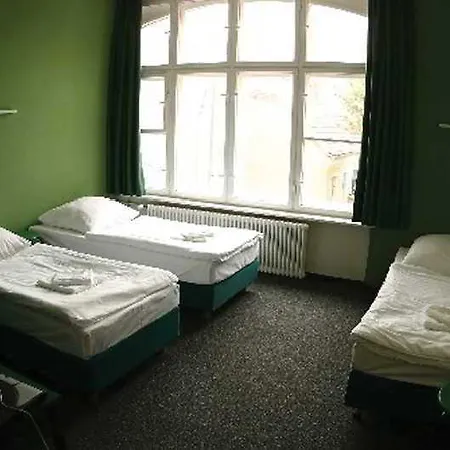 Hotel 103 2*