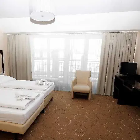 Selina West Hotel