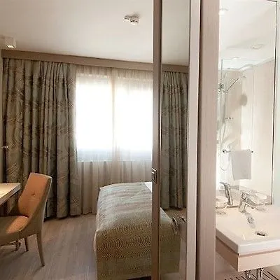 Hotel Titanic Comfort Mitte 3*