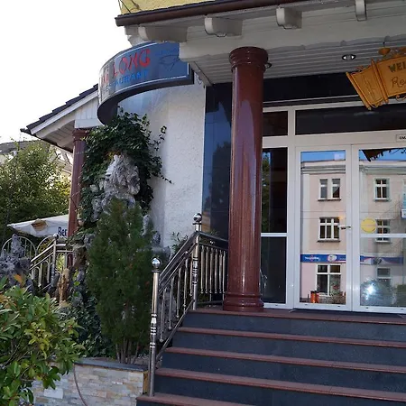 Отель Karlshorst 3*
