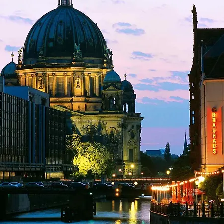 Ibis Styles Ost 3* Berlín