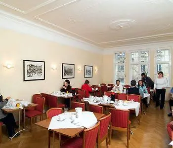 Szálloda Kurfuerst Am Kurfuerstendamm