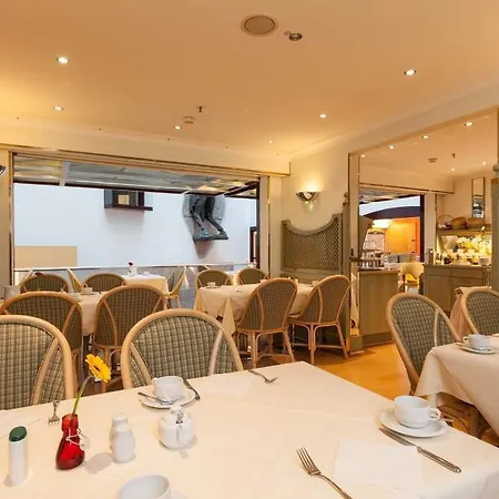 Living Grosser Kurfuerst Hotell 4*