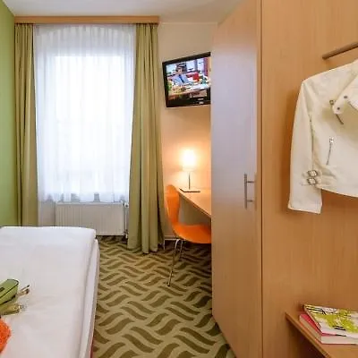 Ibis Styles Ost 3* Berlín