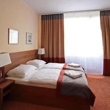 ¿cuáles Son Mejores Cerca De Puerta De Brandeburgo? Hotel