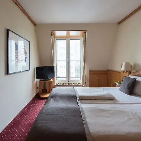 Living Grosser Kurfuerst Hotell