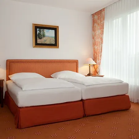 Hotel Victor's Residenz-hotel 4*