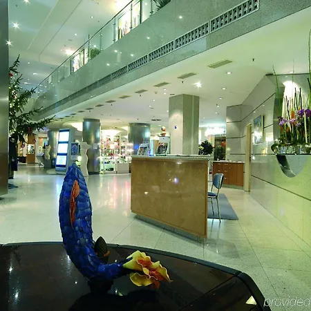 Maritim Proarte Szálloda 4*