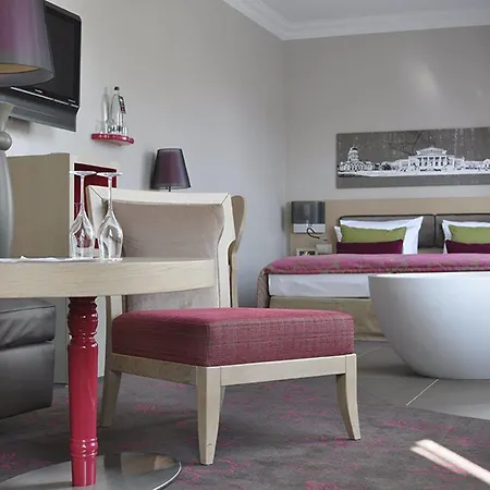 Gendarm Nouveau Отель 4*
