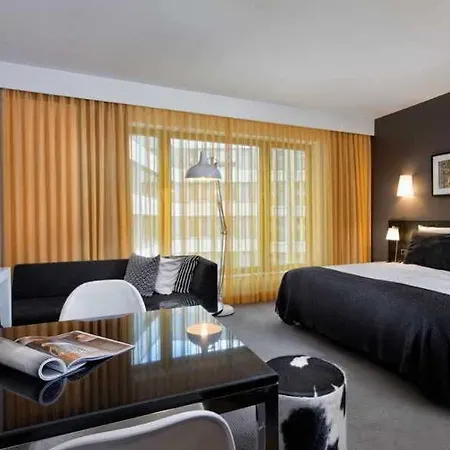 Adina Mitte Lägenhetshotell 4*
