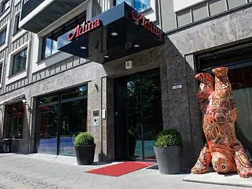 Adina Mitte Lägenhetshotell 4*