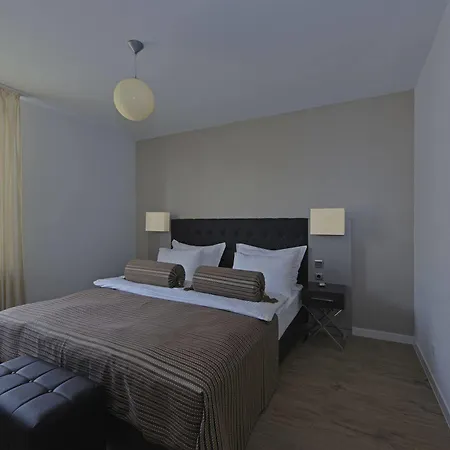 Hotel Vier Jahreszeiten Berlim