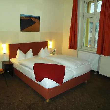 Hotel Melarose Feng Shui 3*
