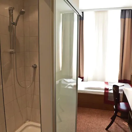¿cuáles Son Mejores Cerca De Puerta De Brandeburgo? Hotel Berlín