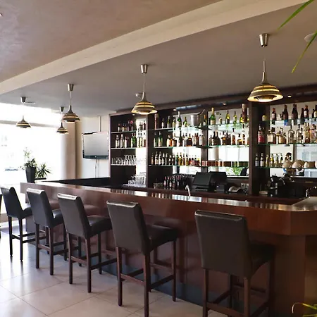 ¿cuáles Son Mejores Cerca De Puerta De Brandeburgo? Hotel 3*