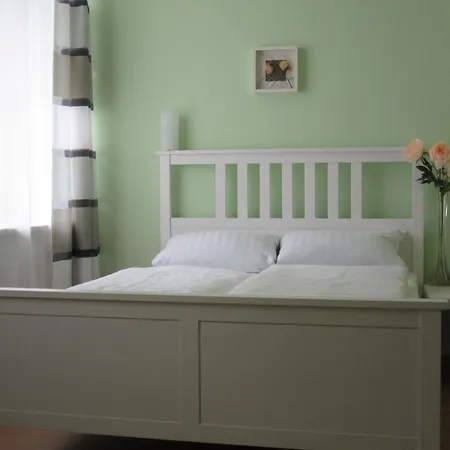 Hotel-pension Charlottenburg * Berlin