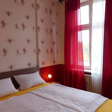 Hotel-pension Charlottenburg Guest house *