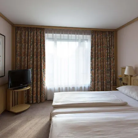 Living Grosser Kurfuerst Hotell Berlin