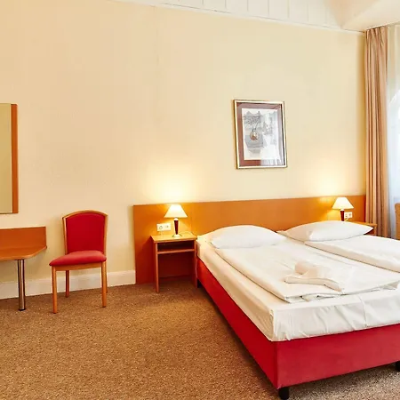 Selina West Hotel