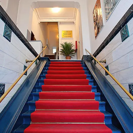 Hotel Am Stuttgarter Eck 2*