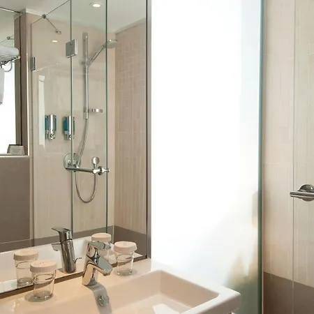 Hotel Titanic Comfort Mitte 3*