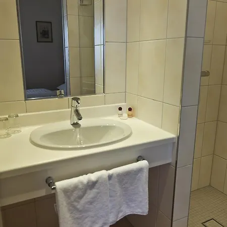 ¿cuáles Son Mejores Cerca De Puerta De Brandeburgo? Hotel Berlín