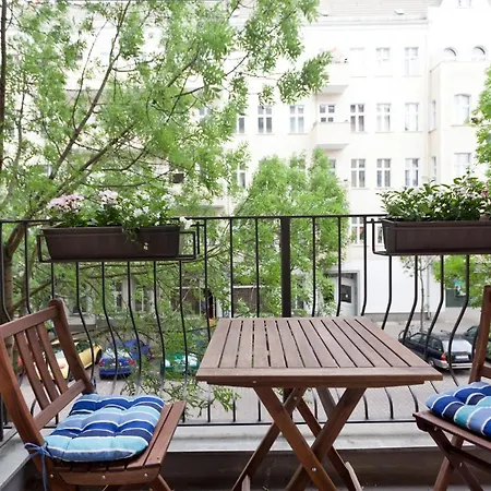 The Paul, Cozy 3 Bed In Prenzlauer Berg Up To 7ppl Apartment Berlin