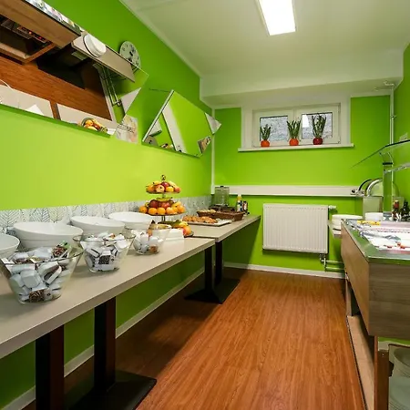 Hotel City Green Berlin 3*