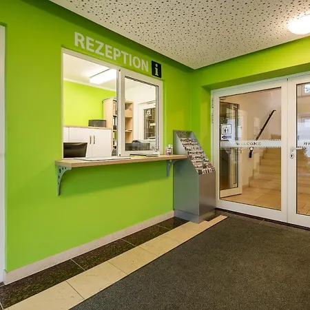 Hotel City Green Berlin 3*