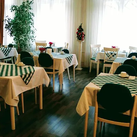 Xantener Eck Отель Берлин