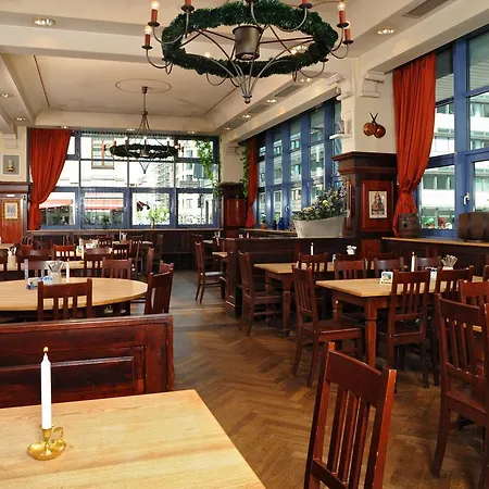 Hotel Am Gendarmenmarkt 4*
