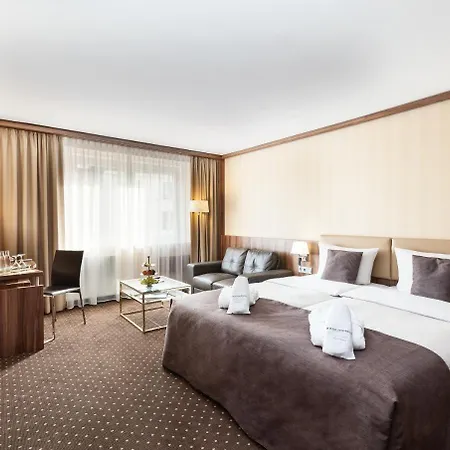 Living Mitte Hotel 4*