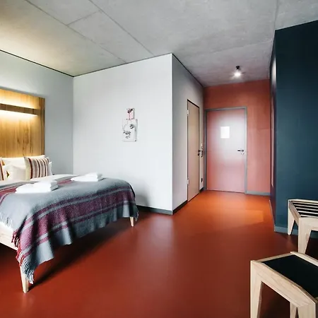 Rossi 3* Berlín