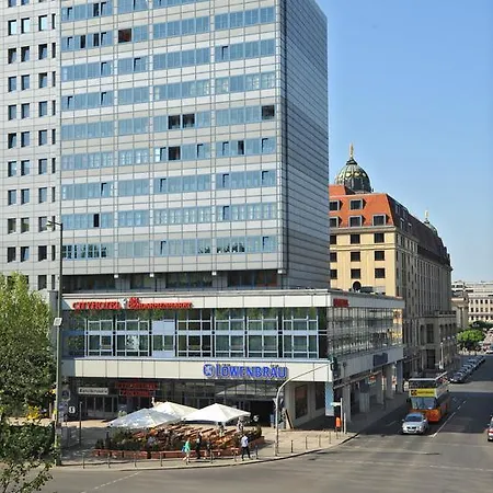 Отель Am Gendarmenmarkt